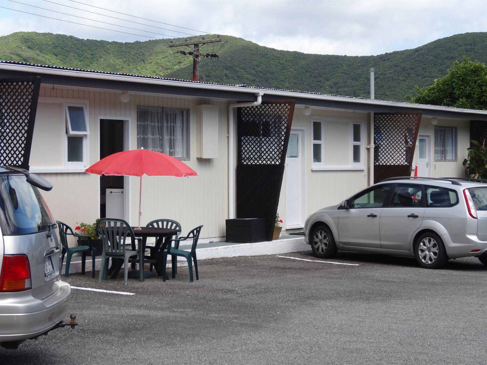 Beachside Sunnyvale Motel Picton Exteriér fotografie